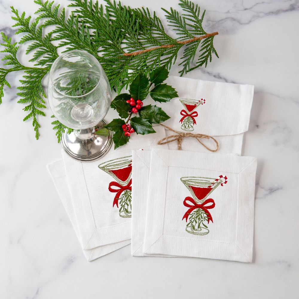 Embroidered Linen Dinner Napkins, Christmas Ornaments Napkins. Christmas  Napkins, Holiday Napkins, Cloth Napkins, Set of Napkins 