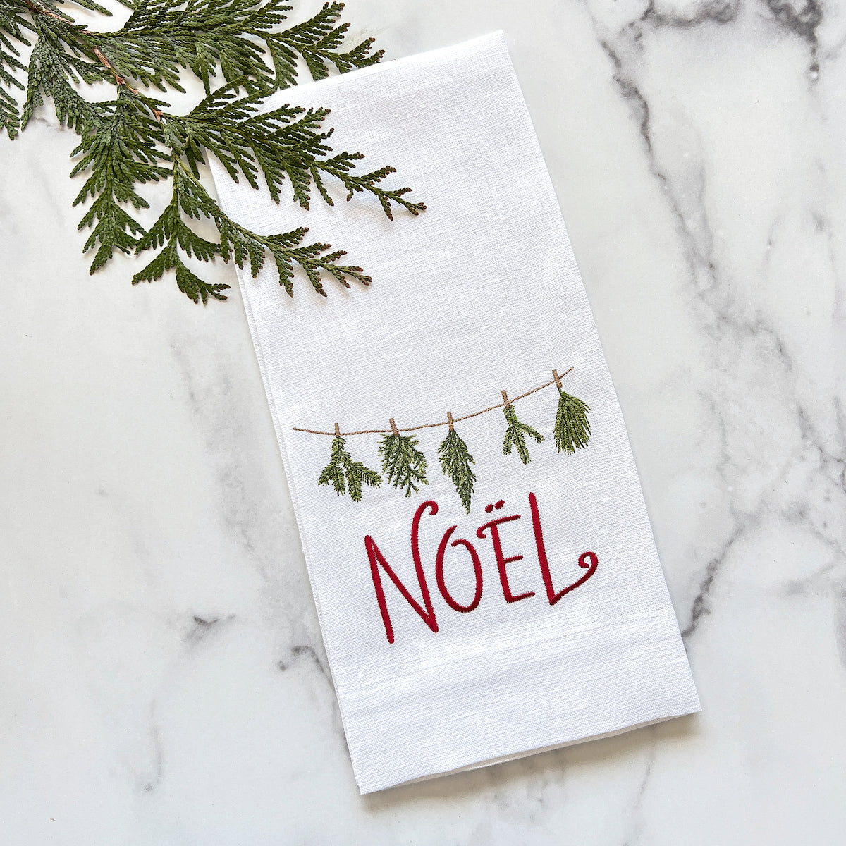 http://www.arteitalica.com/cdn/shop/files/Noeltowel.jpg?v=1690825484