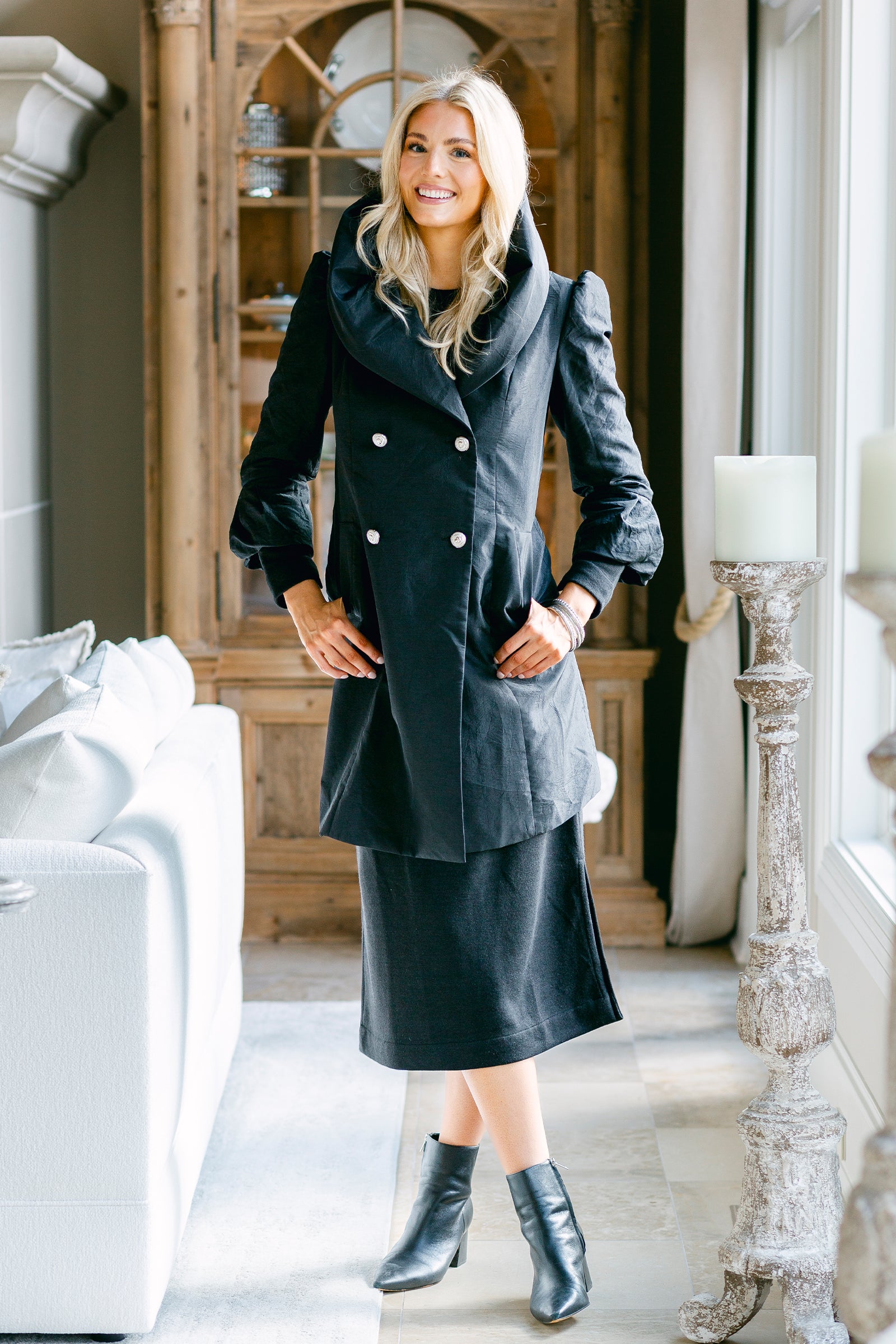 Victoria Holiday Coat – Arte Italica