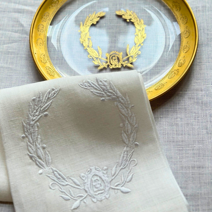 Victoria Magazine Laurel Wreath Towel - New