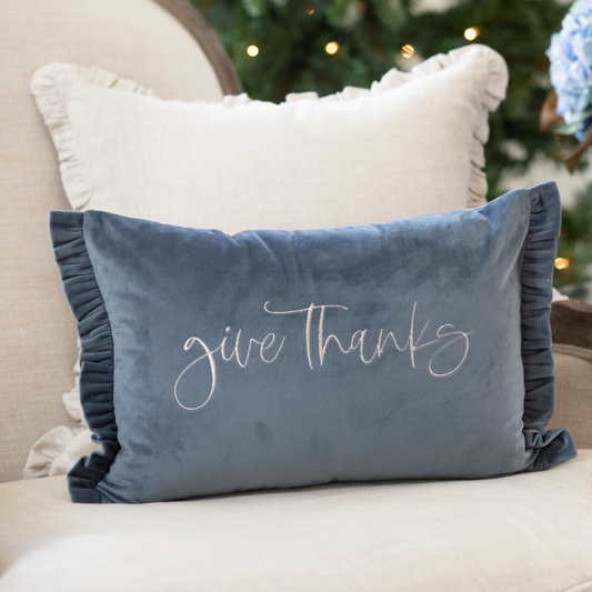 Coussin décoratif en velours Give Thanks