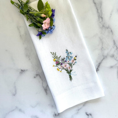 Serviette en lin bouquet de fleurs sauvages